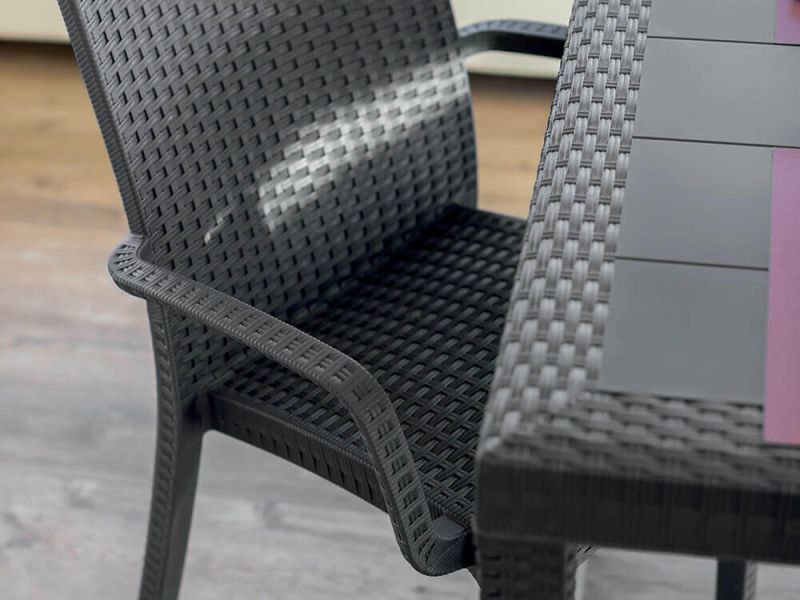 CALIGOLA - tavolo da giardino in wicker quadrato