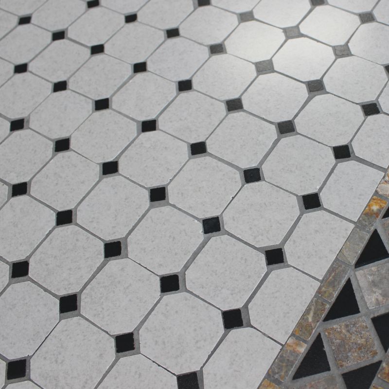 ANXO - tavolo con piano rettangolare e mosaico beige e antracite