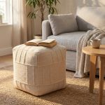 ORSON - pouf in lana avorio con decoro 40 x 40
