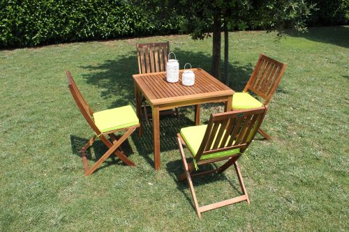 AARON - set tavolo in legno massiccio di acacia cm 80 x 80 x 74 h con 2 sedie Dresda
